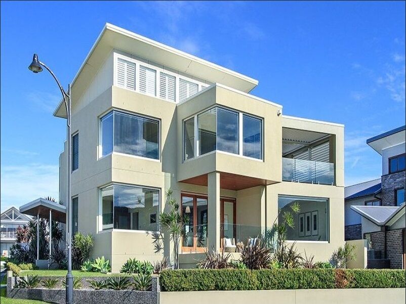 5 Garaban Court, Sandon Point