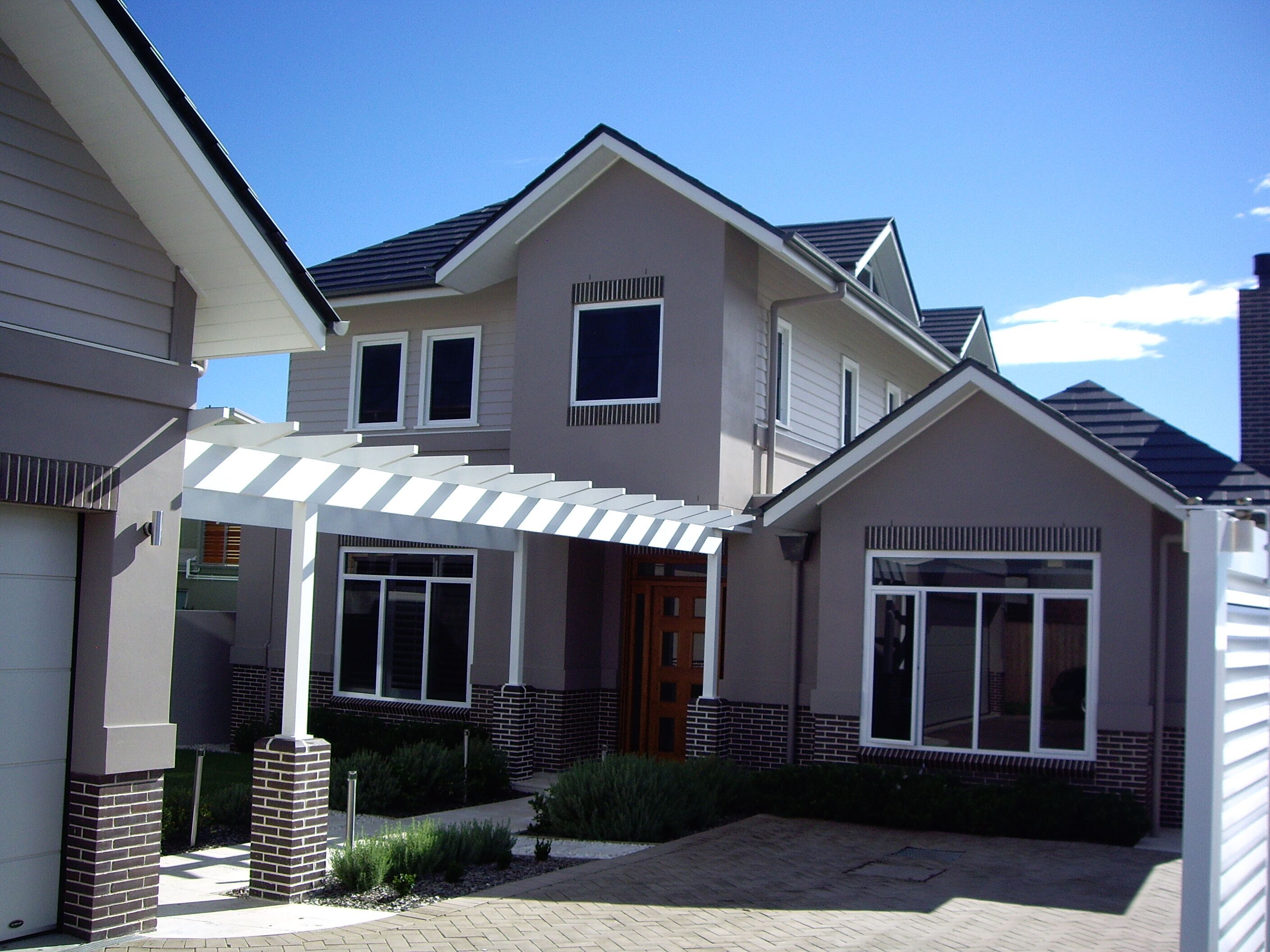 18 Weaver Terrace, Sandon Point 